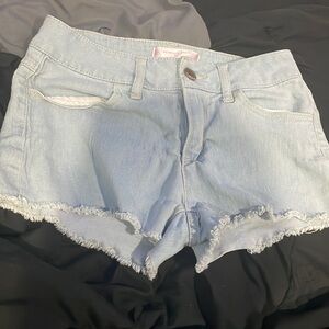 size 7 shorts